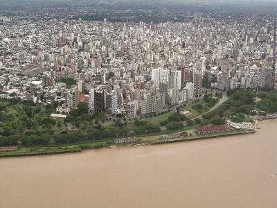 vista aerea de la costanera de rosario provincia de santa fe Argentina